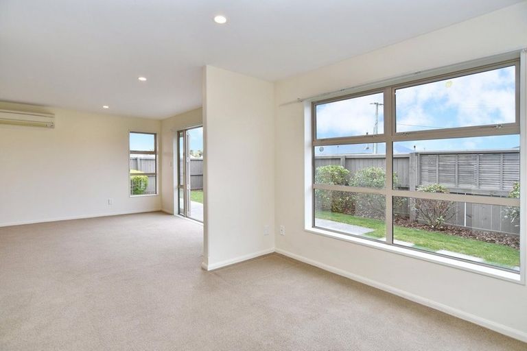 Photo of property in 4 Norwich Street, Linwood, Christchurch, 8062