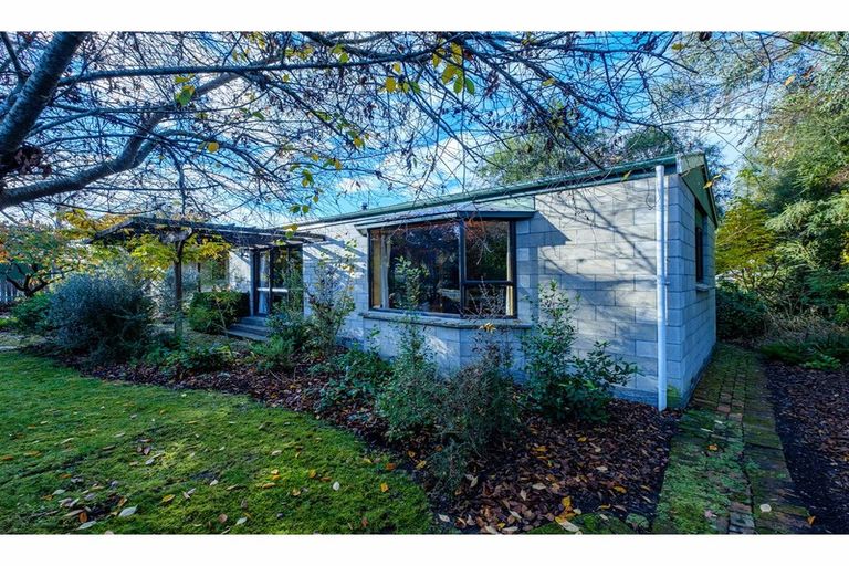 Photo of property in 15 Anne Street, Cave, 7984