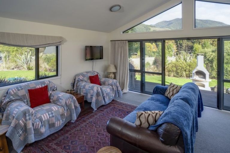 Photo of property in 19 Porika Road, Rotoroa, Saint Arnaud, 7077