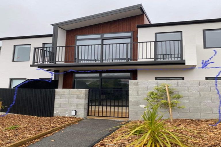 Photo of property in 2/2 Hindmarsh Street, Johnsonville, Wellington, 6037