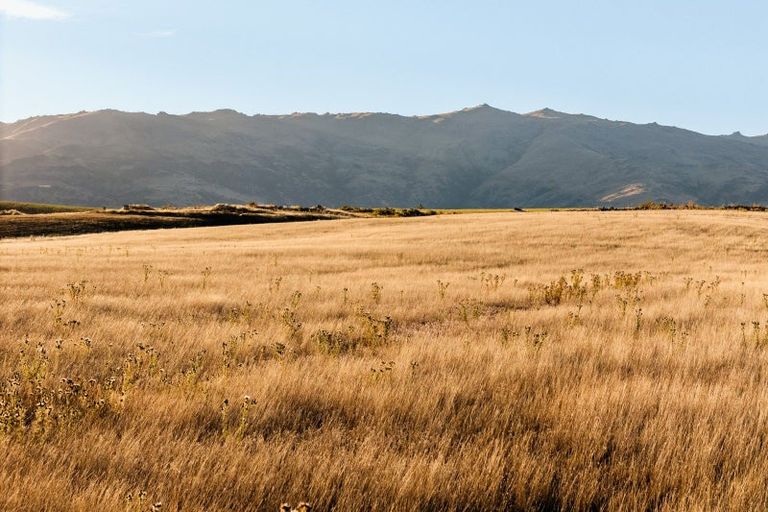 Photo of property in 35 Kordia Way, Waikerikeri, 9391