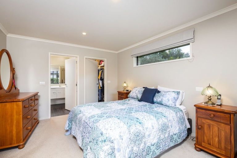 Photo of property in 38 Fernbrook Drive, Hurworth, New Plymouth, 4310