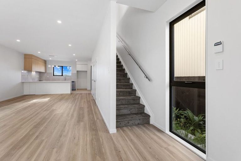 Photo of property in 179 Henwood Road, Westgate, 0814