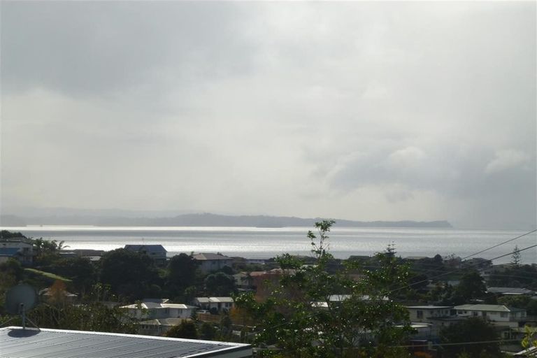 Photo of property in 31 Scott Road, Stanmore Bay, Whangaparaoa, 0932