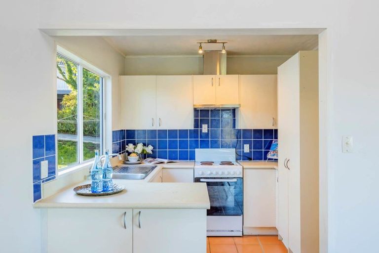 Photo of property in 2/28 Noeleen Street, Glenfield, Auckland, 0629