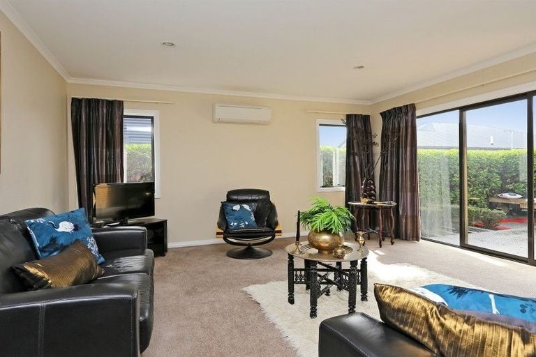 Photo of property in 210a Frimley Oaks, Frimley, Hastings, 4120