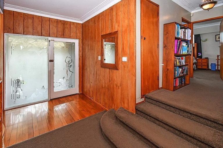 Photo of property in 6 Miles Avenue, Papatoetoe, Auckland, 2025