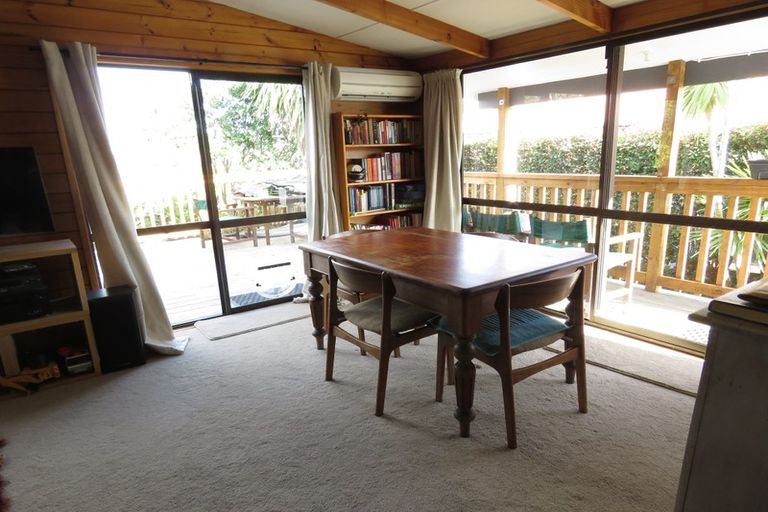 Photo of property in 1/36 Savoy Road, Glen Eden, Auckland, 0602