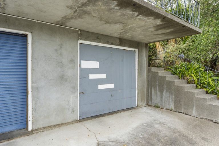 Photo of property in 73 Great North Road, Saint Johns Hill, Whanganui, 4501