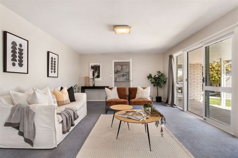 Photo of property in 16 Cam Place, Harewood, Christchurch, 8051