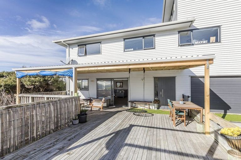 Photo of property in 11a Polestar Lane, Whitby, Porirua, 5024