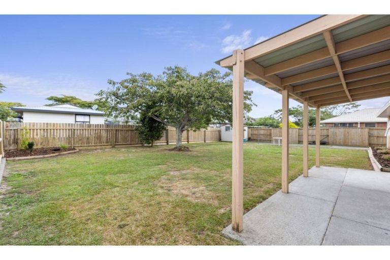 Photo of property in 10 Aldershot Place, Nawton, Hamilton, 3200