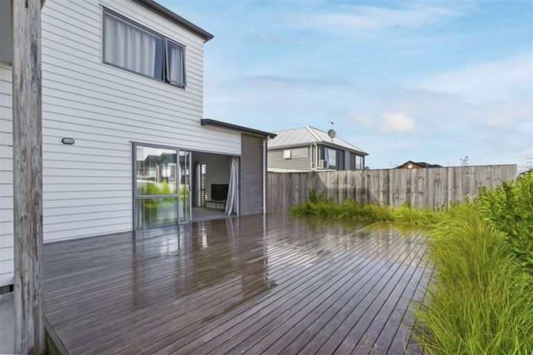 Photo of property in 12 Springside Court, Huntington, Hamilton, 3210