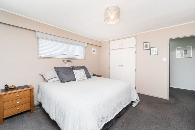 Photo of property in 3 Gainsborough Grove, Highbury, Palmerston North, 4412