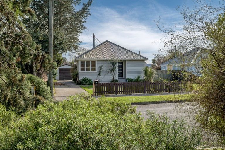 Photo of property in 14 Glynne Crescent, Spreydon, Christchurch, 8024