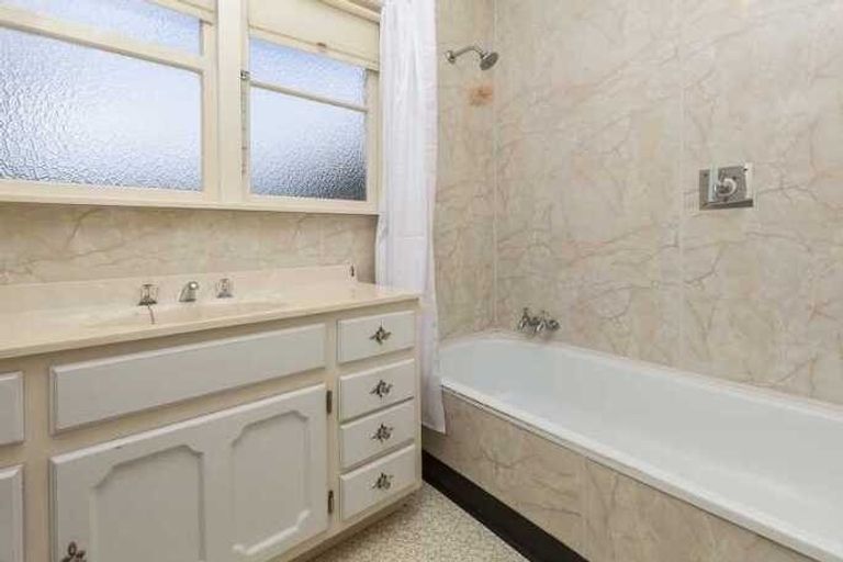 Photo of property in 147 Waimairi Road, Ilam, Christchurch, 8041