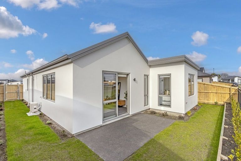 Photo of property in 8 Clontarf Lane, Belfast, Christchurch, 8051