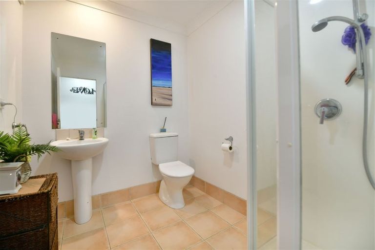 Photo of property in 11 Alverna View, Gulf Harbour, Whangaparaoa, 0930