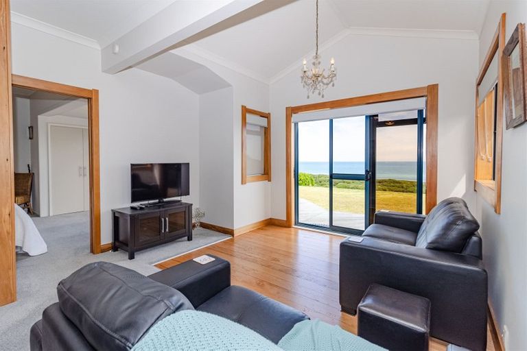 Photo of property in 119 Karaka Street, Castlecliff, Whanganui, 4501