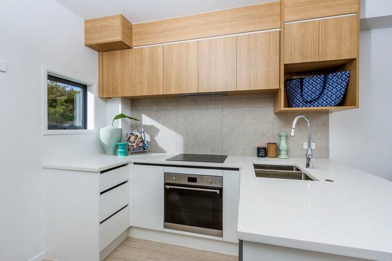 Photo of property in 14/128 Onewa Road, Northcote, Auckland, 0627