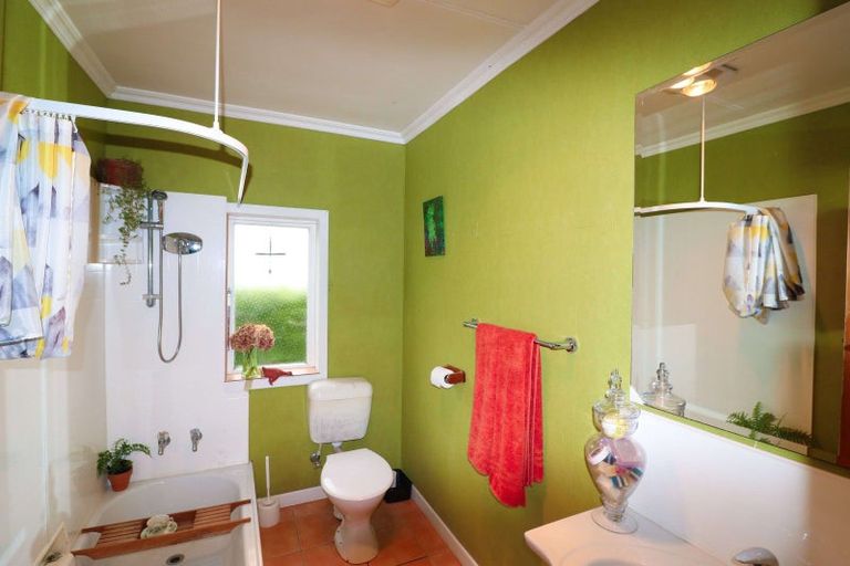 Photo of property in 34 Queen Street, Dannevirke, 4930