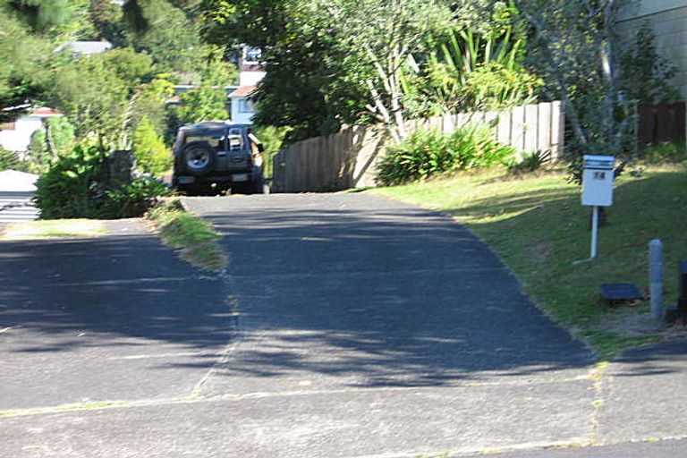 Photo of property in 14 Cottam Grove, Northcross, Auckland, 0632