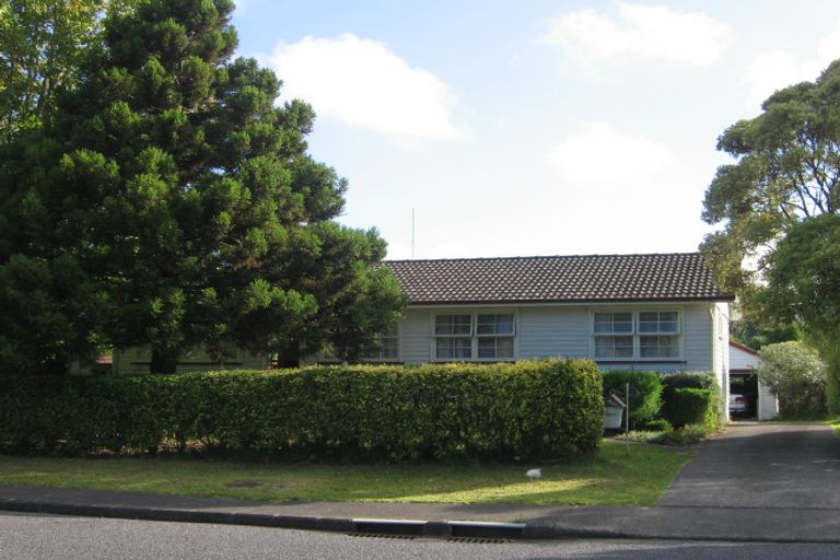 Photo of property in 60 Weldene Avenue, Glenfield, Auckland, 0629