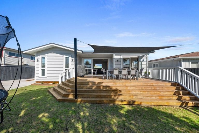 Photo of property in 13a Hawea Street, Mount Maunganui, 3116