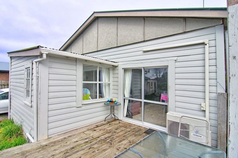 Photo of property in 30 Cambridge Terrace, Masterton, 5810