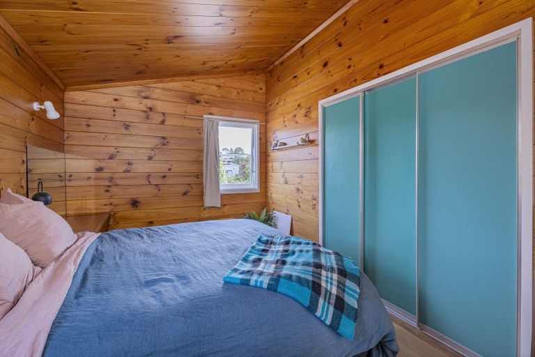 Photo of property in 15 Rabbit Way, Whitianga, 3510