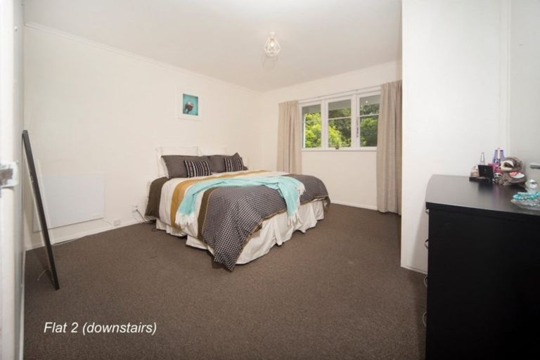 Photo of property in 180 Hinemoa Street, Birkenhead, Auckland, 0626