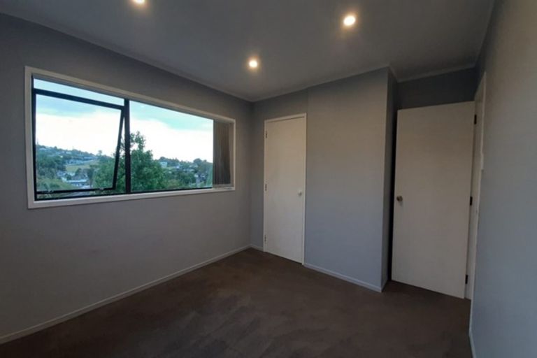 Photo of property in 43 Chequers Avenue, Glenfield, Auckland, 0629
