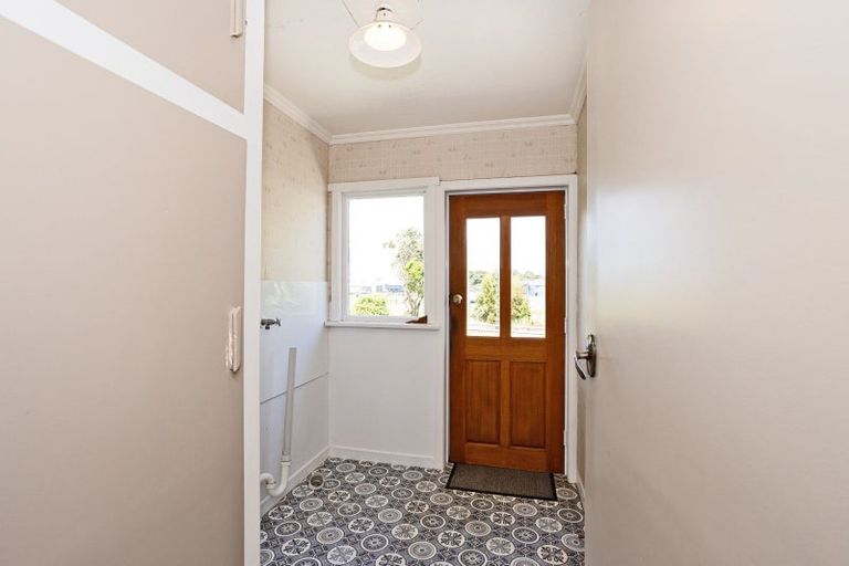 Photo of property in 50 Watt Road, Otatara, Invercargill, 9879