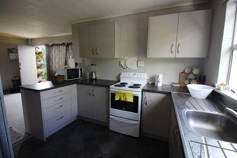 Photo of property in 4/17 May Street, Hamilton East, Hamilton, 3216