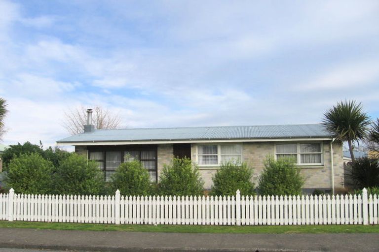 Photo of property in 121 Harlech Street, Mayfair, Hastings, 4122