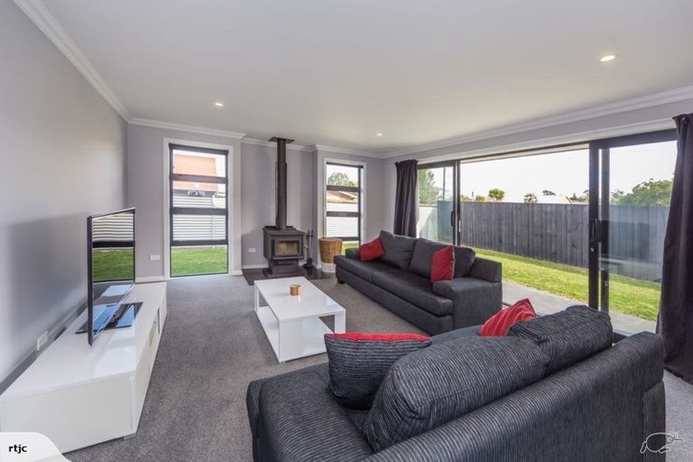 Photo of property in 2 Coleridge Street, Rolleston, 7614