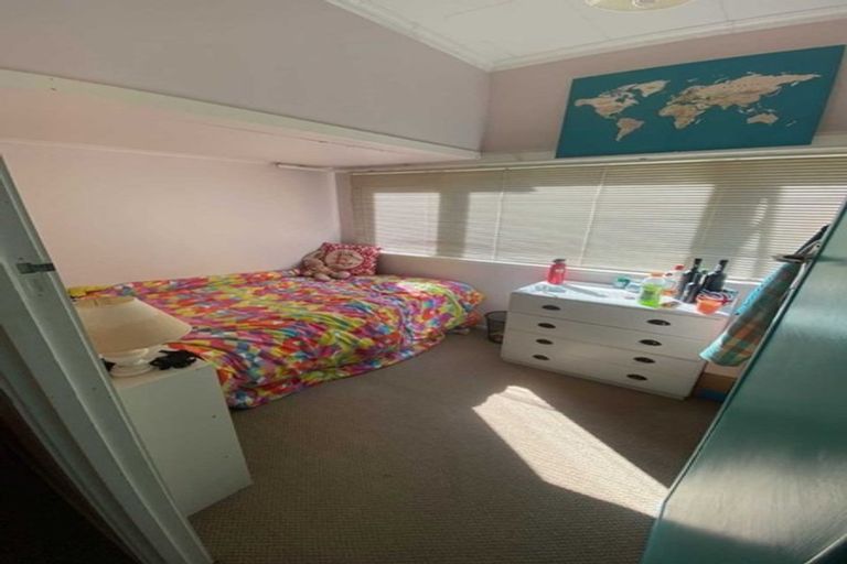 Photo of property in 21 Bulkeley Terrace, New Plymouth, 4310