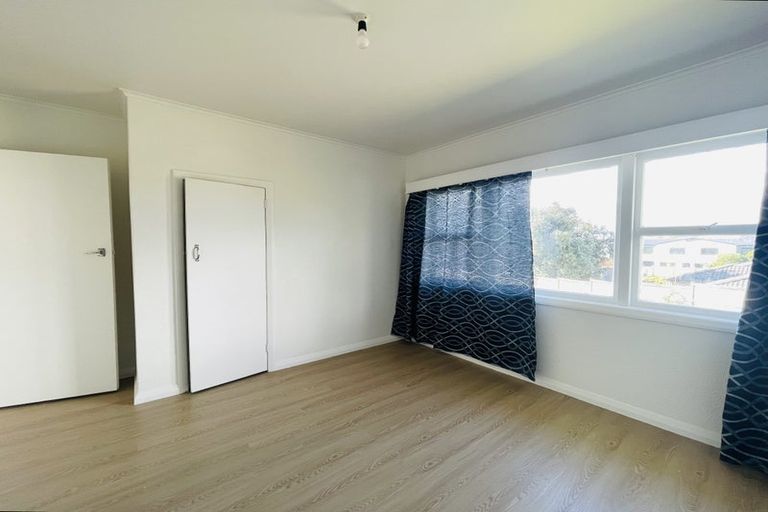 Photo of property in 8 Ross Avenue, Papatoetoe, Auckland, 2025