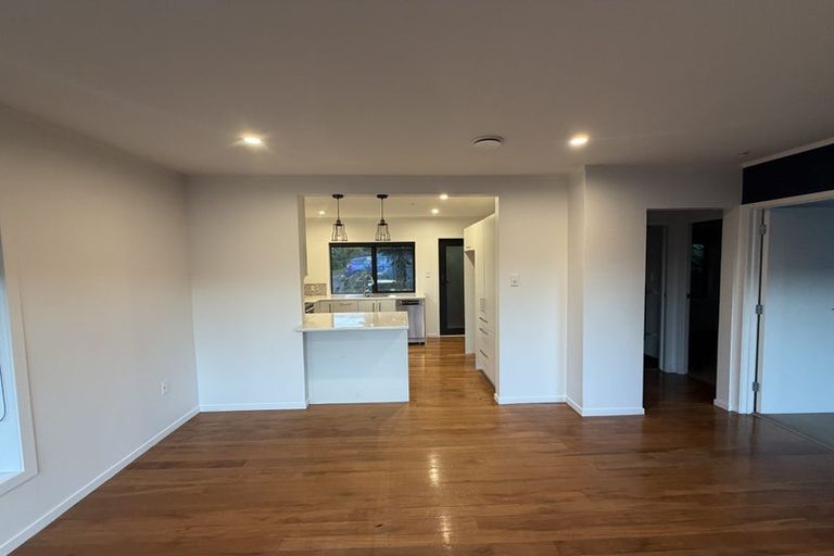 Photo of property in 1/32 Sydney Street, Hauraki, Auckland, 0622