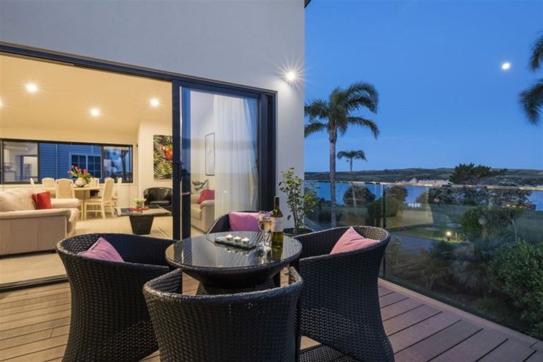 Photo of property in 7 Pacific Cliffs Drive, Gulf Harbour, Whangaparaoa, 0930
