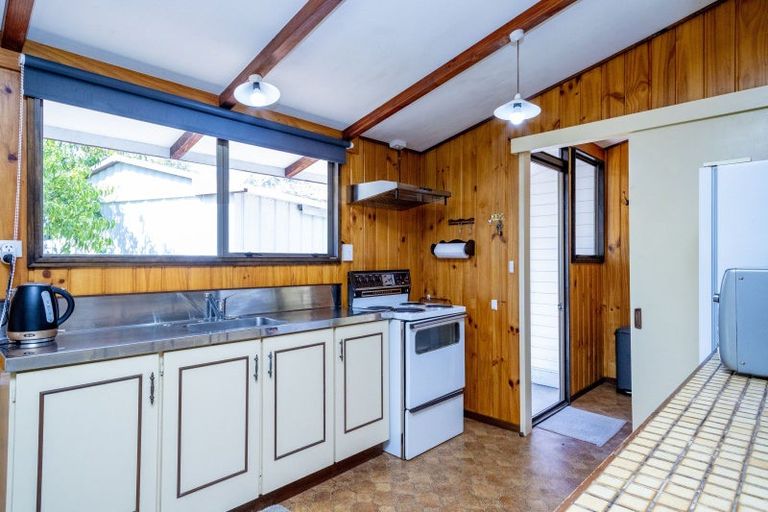 Photo of property in 37 Adamson Drive, Arrowtown, 9302