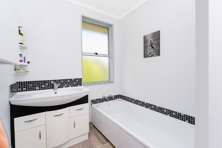 Photo of property in 121 Manapouri Street, Maia, Dunedin, 9022