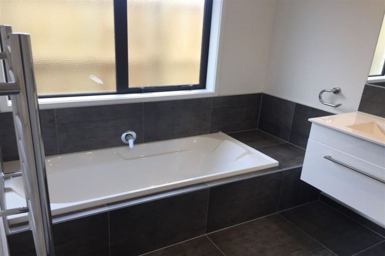 Photo of property in 162 Waikite Road, Welcome Bay, Tauranga, 3175