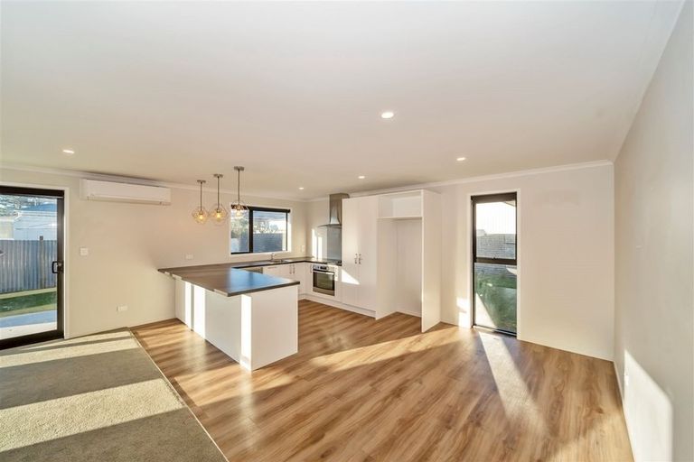 Photo of property in 32a Hunter Street, Hawera, 4610