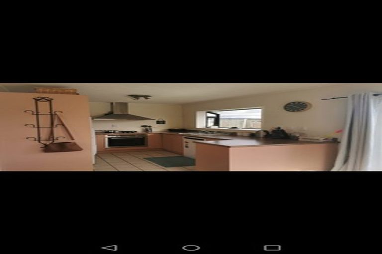 Photo of property in 6a Sunningdale Lane, Woodridge, Wellington, 6037