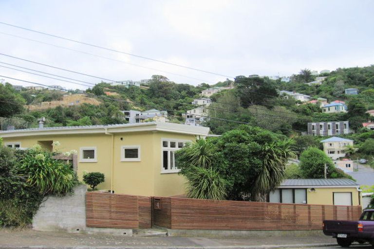 Photo of property in 4 Lincoln Street, Brooklyn, Wellington, 6021