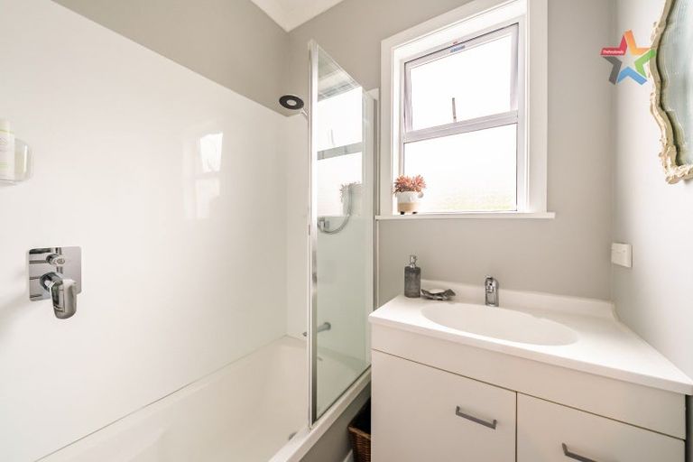 Photo of property in 88 Naenae Road, Naenae, Lower Hutt, 5011