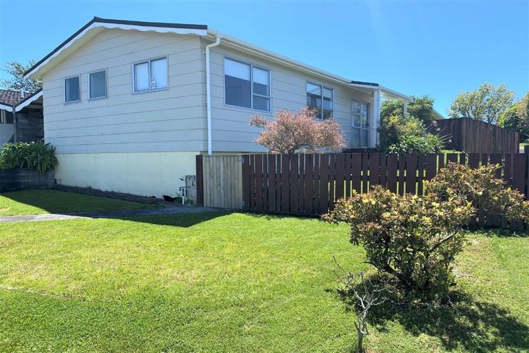 Photo of property in 1/18 Culzean Grove, Bell Block, New Plymouth, 4312