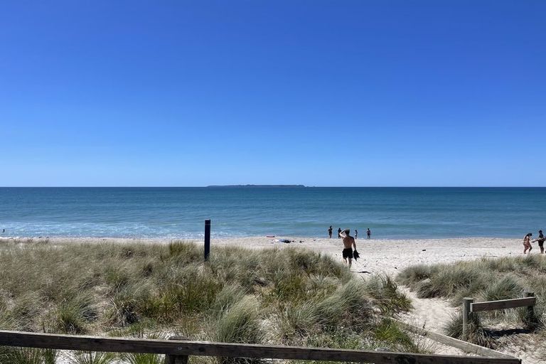 Photo of property in 161 Karewa Parade, Papamoa Beach, Papamoa, 3118