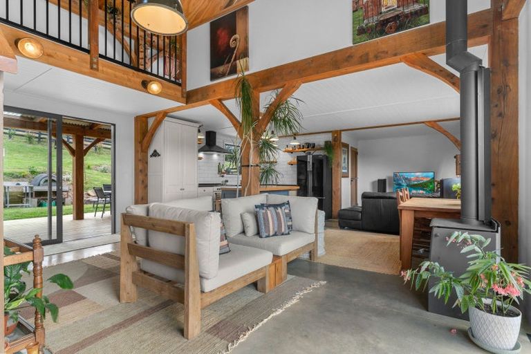 Photo of property in 421 Cames Road, Kaiwaka, 0975